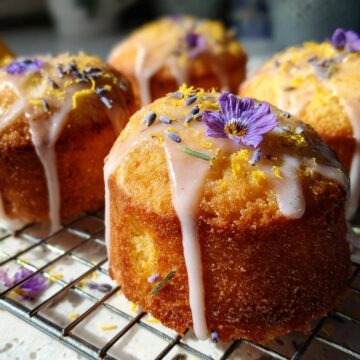 Mini Lemon Cakes